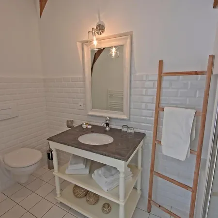 Βίλα Orangerie De La Touchardiere *