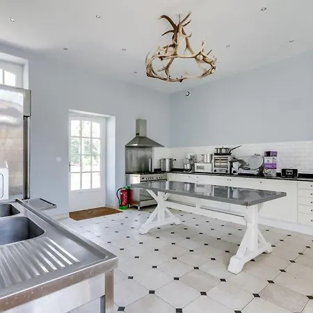 Orangerie De La Touchardiere *